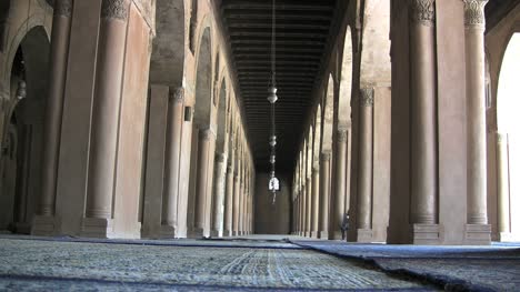 Egypt-Columns-in-Cairo-Mosque