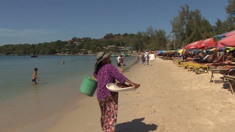 Cambodia-beach-tourists-and-locals
