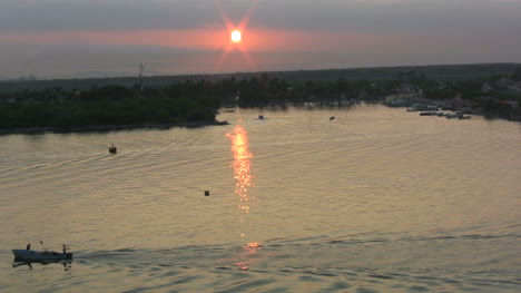 Mexico-Mazatlan-sunrise-reflections
