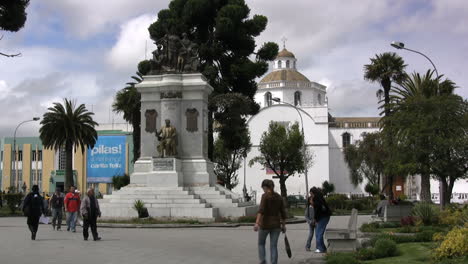 Ecuador-Plaza-In-Latacunga