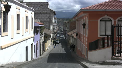 A-town-street-in-Ecuador