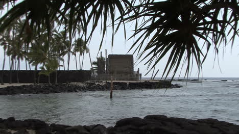 Hawaii-Place-of-Refuge-ceremonial-hut
