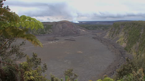 Hawaii-Kilauea-Iki-Crater-2