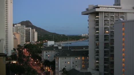 Waikiki-evening-looking-down