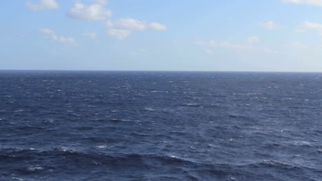 Caribbean-sea-waves-from-a-ship