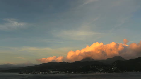 Sunset-clouds-over-Dominica