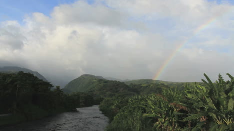 Tahiti-pans-to-rainbow-over-vegetation