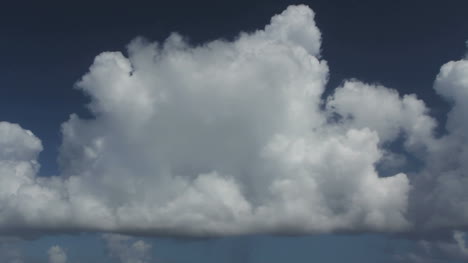 Tropical-cumulus-cloud