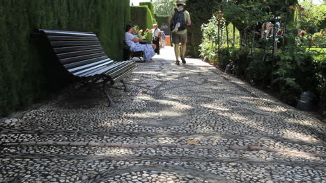Alhambra-walkway-with-tourists