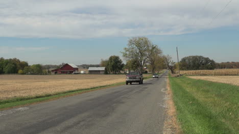 Indiana-road-in-countryside-with-traffic-sx