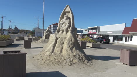 Massachusetts-Salisbury-Beach-sand-sculpture