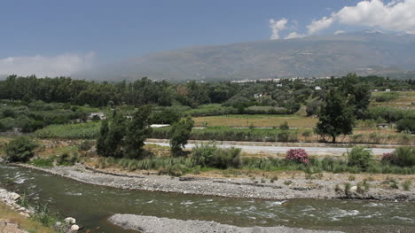 Sierra-Nevada-river-in-Alpujarra-1