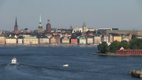 Sweden-Stockholm-approach-to-Old-Town-2s