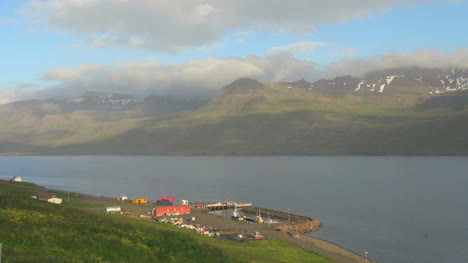 Island-Mjoifjördur-Fjord-Hafen-2