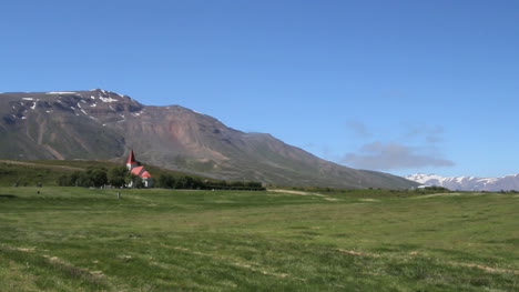 Islandia-Eyjafjordur-Iglesia-En-Staerri-arskogur-C