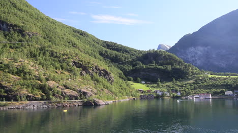 Norwegen-Flam-Kopf-Des-Fjords-C