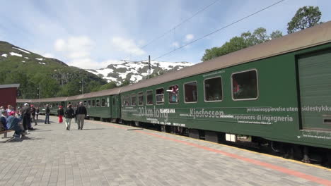 Norway-Flam-train-upper-station-s
