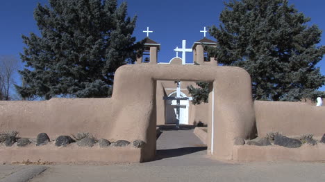 New-Mexico-Rancho-de-Taos-church