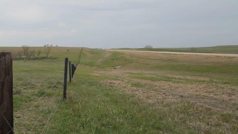 Kansas-Fence-in-plains-c