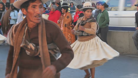 La-Paz-fiesta-dancers-turning-c