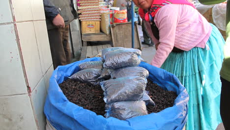 La-Paz-market-bags-of-beans