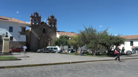 Cusco-church-and-street