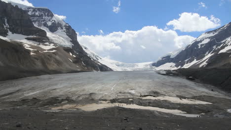 Kanada-Athabasca-Gletscher-Dramatische-Aussicht-C