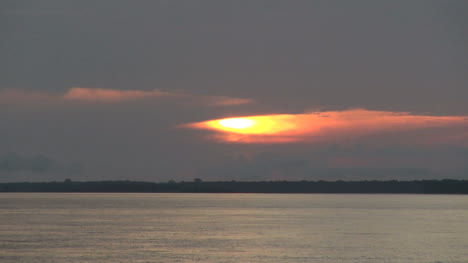 Amazon-River-sunset