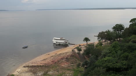 Brasilien-Rio-Negro-Flussboot-Bei-Manaus-S