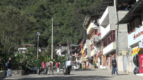Peru-Aguas-Calientes-street-with-tourists