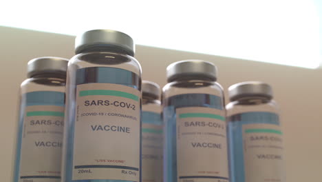 Coronavirus-Impfstoffflaschen