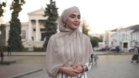 Confident-And-Attractive-Woman-Wearing-A-Hijab-1