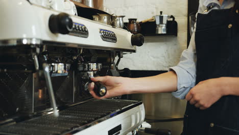 Close-Up-Of-The-Waitress-Making-Coffee-At-The-Big-Special-Coffee-Machine-In-The-Cafe
