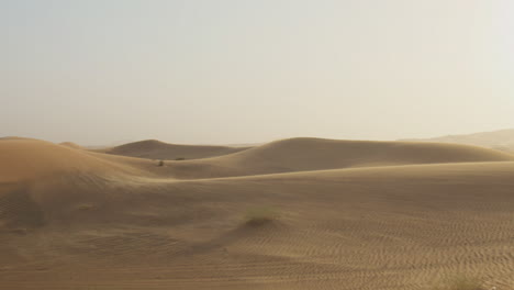 Wind-Blowing-Over-Sand-Dune-In-The-Desert-3