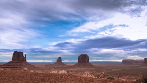 Time-Lapse-Clouds-Travel-Over-Monument-Valley-National-Monument-As-Night-Falls