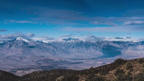 Time-Lapse-Clouds-Travel-Over-The-High-Sierra-Mountains,-California