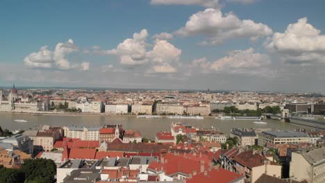 Budapest---Ungarn-Reisen-Von-Oben-Fliegen-Mit-Einer-Dji-Mavic-Luftdrohne,-Hergestellt-In-4k-24-Fps-Mit-Nd-filtern-8