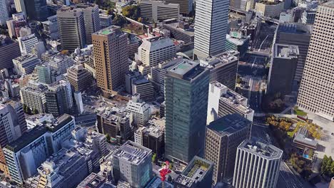 Luftbild-Von-Oben-Nach-Unten-Auf-Das-Drohnenschießen-Des-Stadtgebäudes