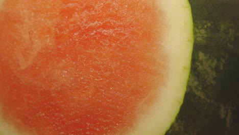 Abgeschnittene-Enden-Der-Süßen-Wassermelone---Extreme-Nahaufnahme