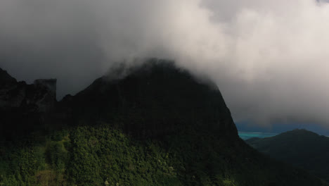 Tahiti,-Insel-Moorea-Stranddrohnenaufnahmen-9