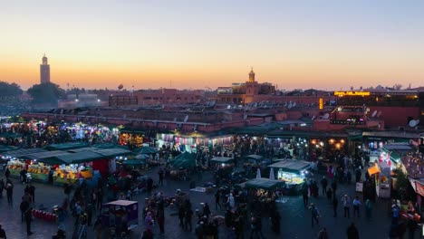 Plaza-Jamaa-El-Fna-En-La-Noche-Marruecos,-Marrakech