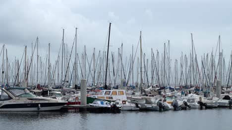 Static-shot-of-sailboats,-yachts-moored-in-Brest,-France-marina