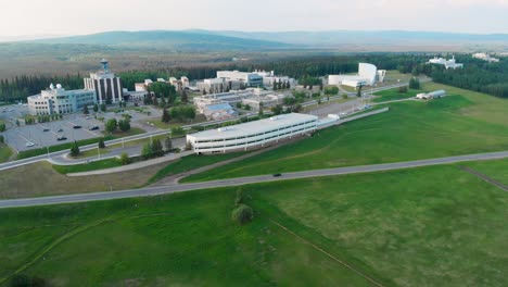 4K-Drone-Video-of-Campus-of-the-University-of-Alaska-Fairbanks,-AK-during-Summer-Day-3