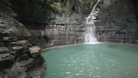 Waimarang-Wasserfälle-Insel-Sumba-Ostindonesien-14