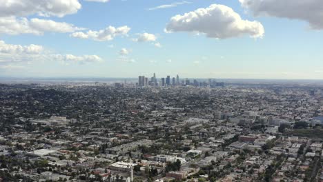 Aerial-view-Downtown-Los-Angeles-from-Griffith-Park-and-Mount-Hollywood