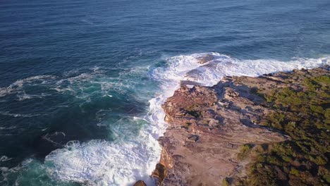 Aerial-view-of-Sydney-Coastal-waves