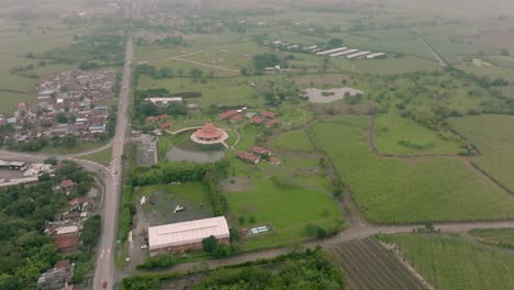 Wide-rotating-aerial-footage-showing-the-property-of-the-Baha’i-House-of-Worship-in-Cali,-Colombia