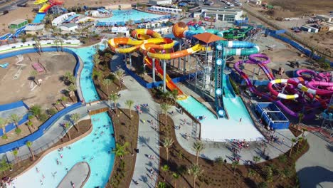 Wild-Rivers-Waterpark-in-Southern-California
