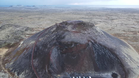 Luftaufnahme-Eines-Toten-Vulkans-In-Island