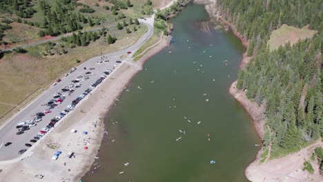 Tibble-Fork-lake-in-American-Fork-Canyon-alive-with-recreational-activity